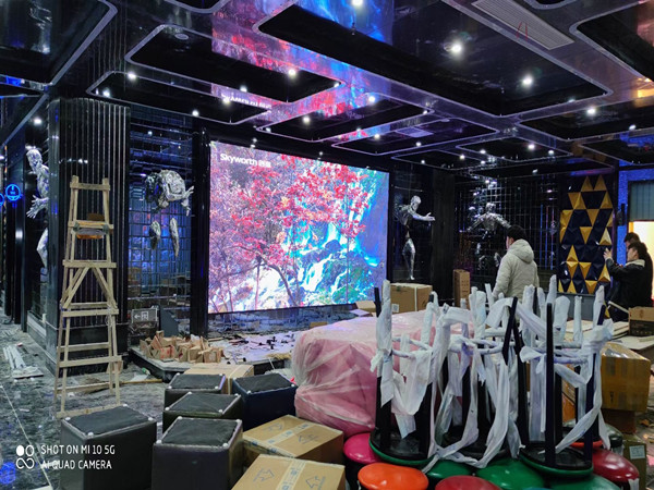 巴南室内P2.5全彩显示屏