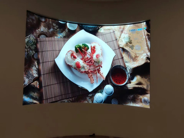 巴南室内P2.5弧形LED屏