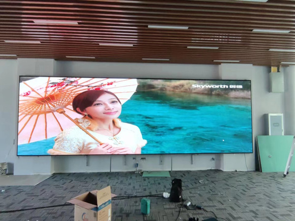 巴南P1.53led小间距屏安装案例